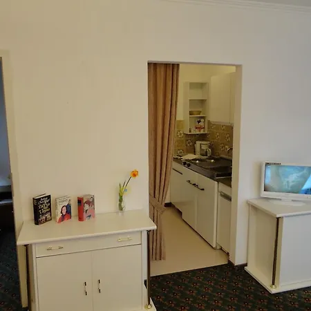 Haus Broring Garni בית הארחה באד צווישנהם